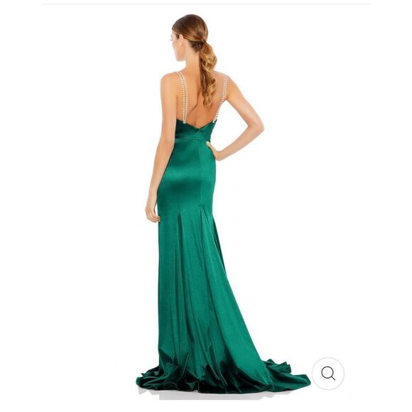 Mac Duggal NWT size 4 Emerald green rhinestone strap trumpet gown style 12428 pr - Picture 2 of 5